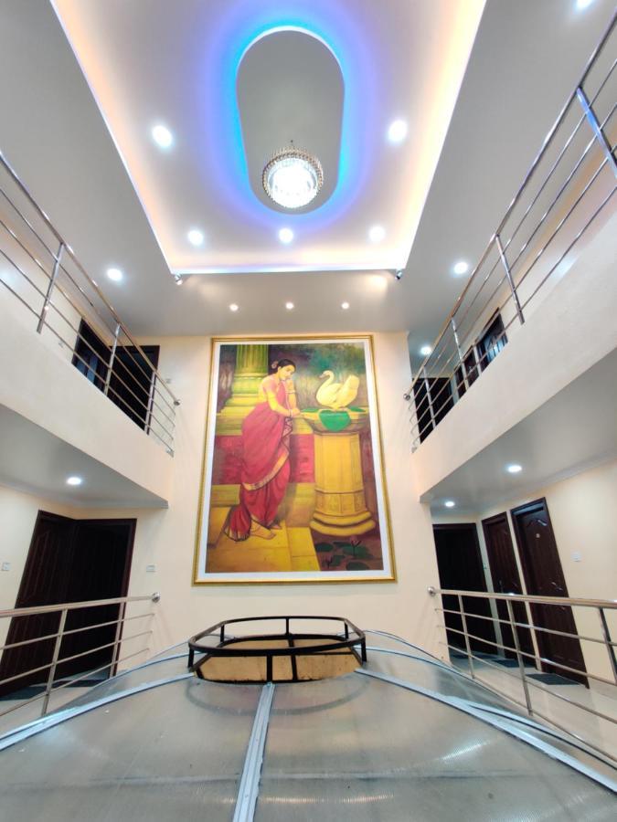 Amruth Inn Guruvāyūr Extérieur photo