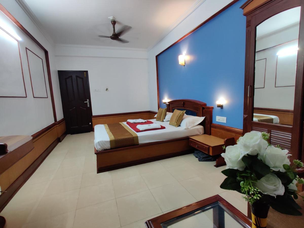 Amruth Inn Guruvāyūr Extérieur photo