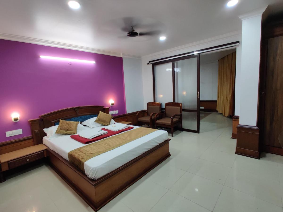 Amruth Inn Guruvāyūr Extérieur photo